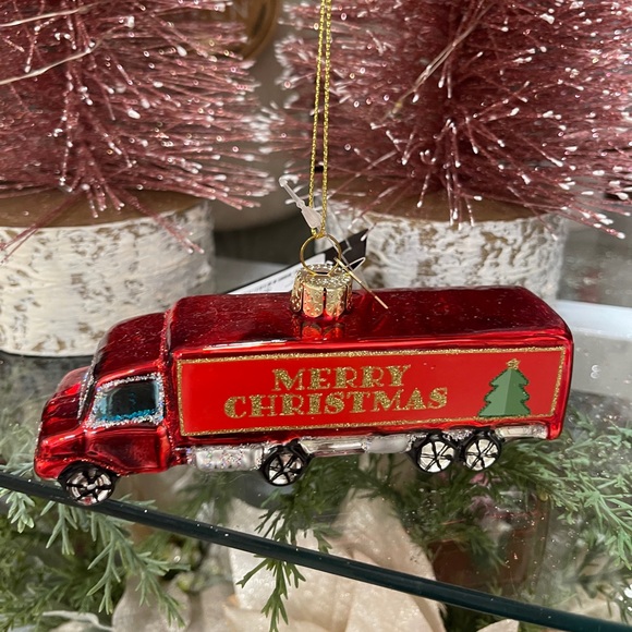 Merry Christmas Trailer Truck Glass Glitter Ornaments Made in Amsterdam NWT - Picture 2 of 6